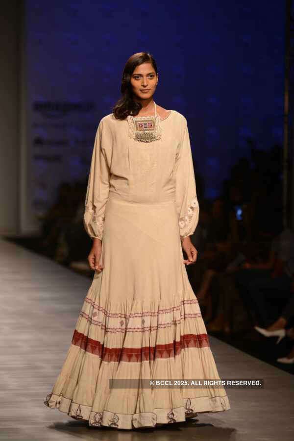 AIFW SS &lsquo;17: Day 2: Viral, Ashish & Vikrant