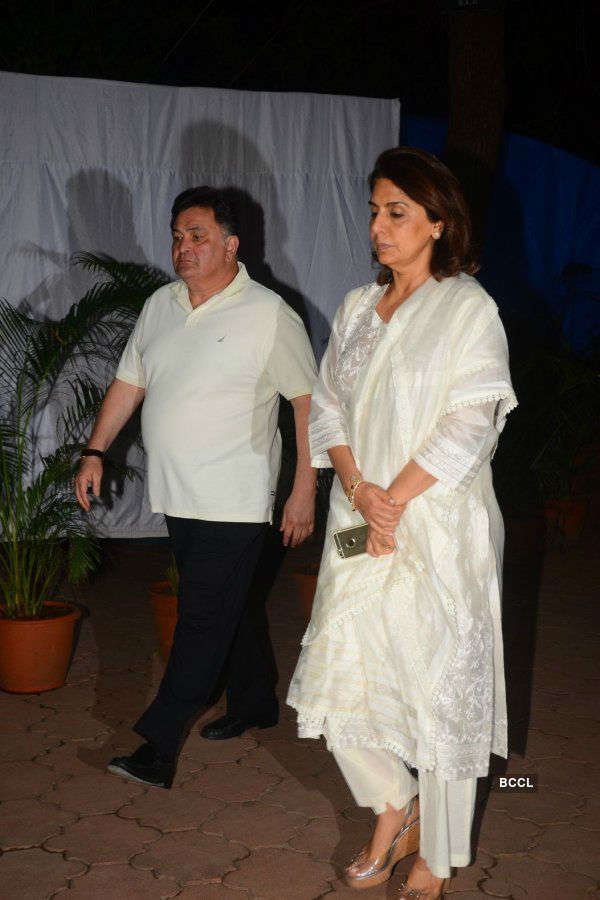 Prayer meeting of Shilpa Shetty's father