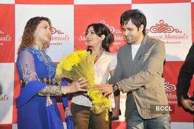 Soha Ali Khan, Emraan Hashmi