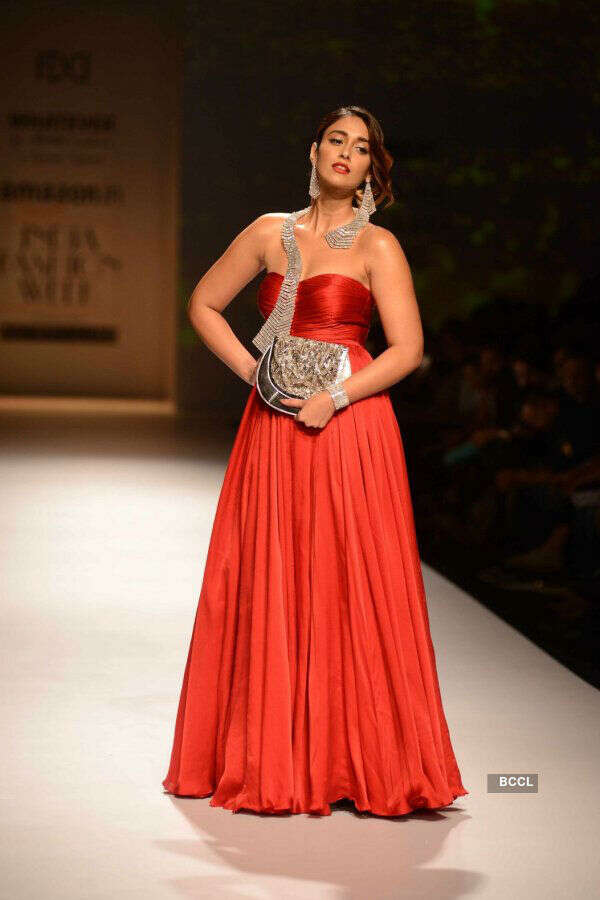 AIFW SS &lsquo;17: Day 5: Abhishek Kankaria & Shrruti Tapuria