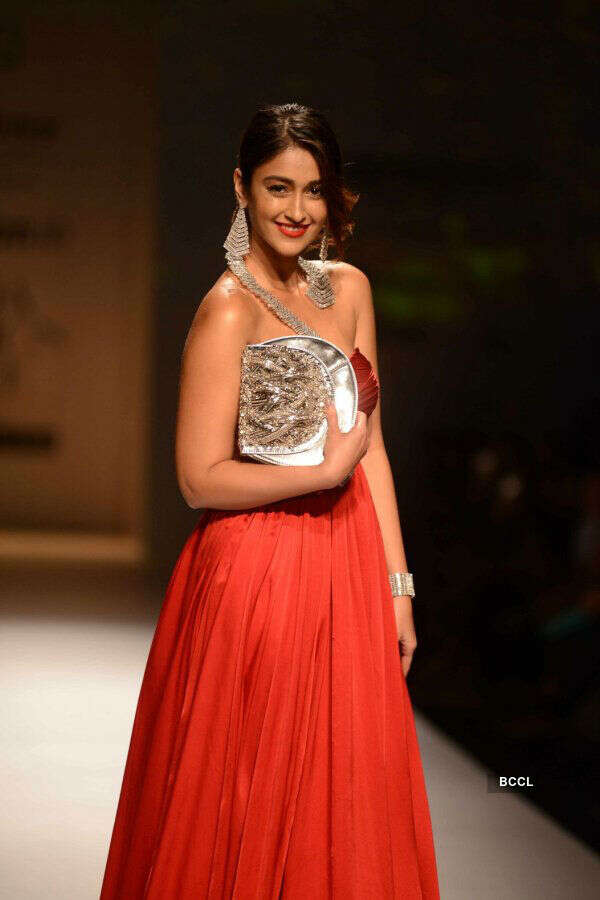 AIFW SS ‘17: Day 5: Abhishek Kankaria & Shrruti Tapuria