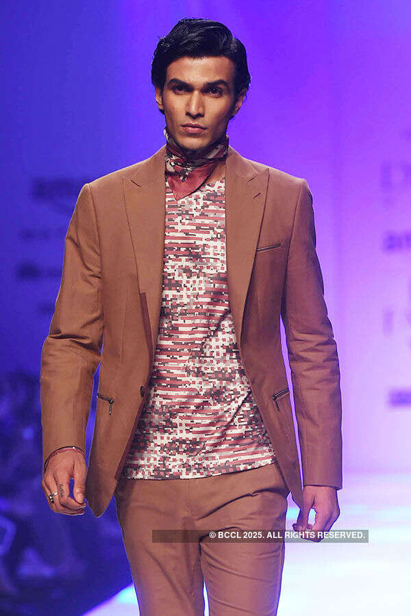 AIFW SS &lsquo;17: Day 5: Dhruv Vaish