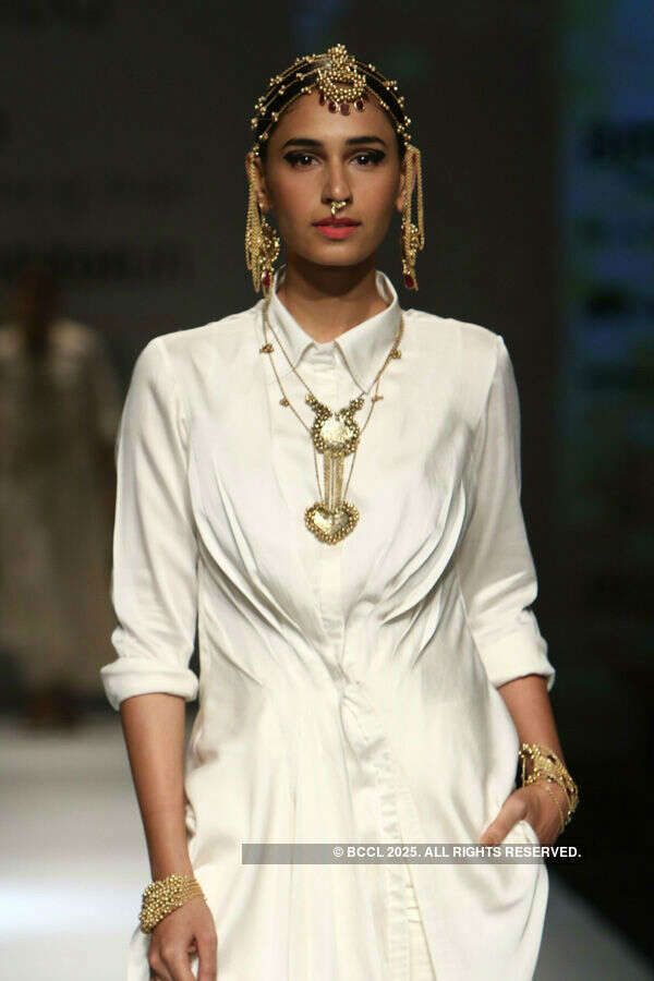 AIFW SS &lsquo;17: Day 5: Ambar Pariddi Sahai