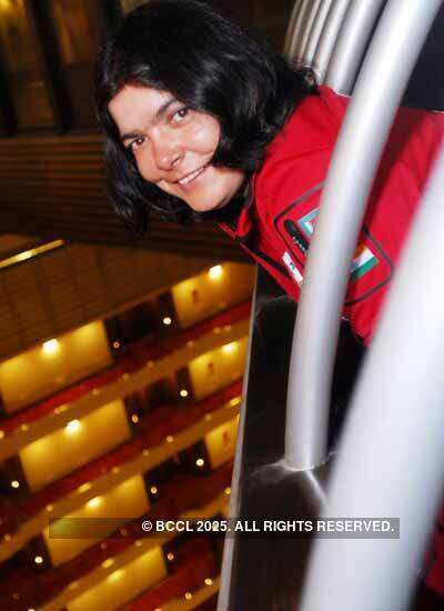 Reena at a felicitation function