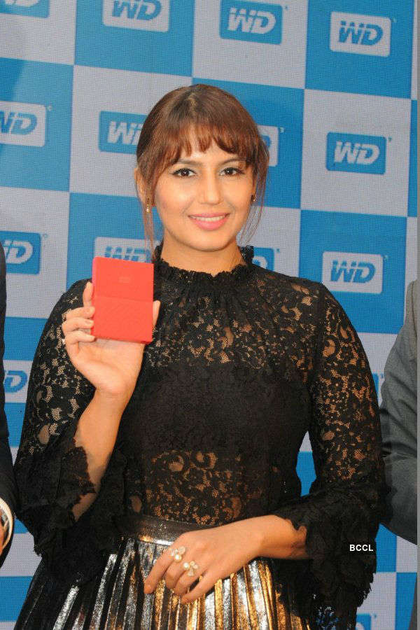 Huma Qureshi @ WD launch