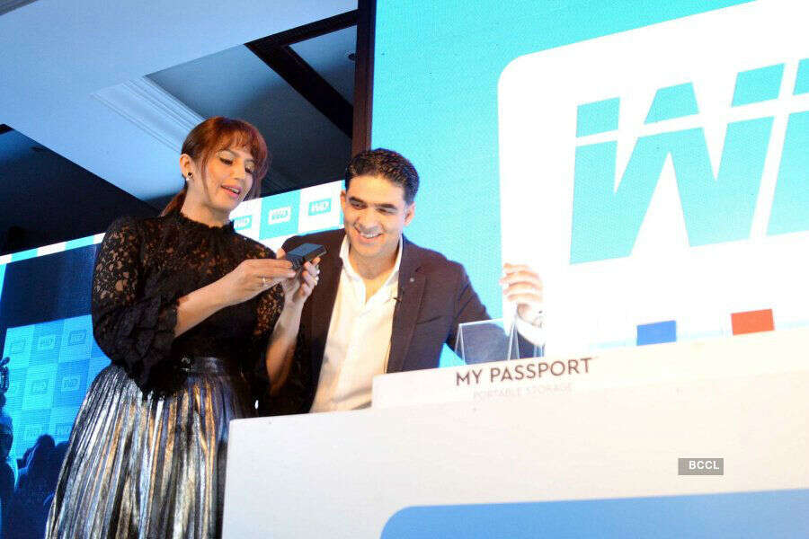 Huma Qureshi @ WD launch