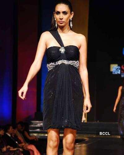 Celina walks for Archana Kochchar