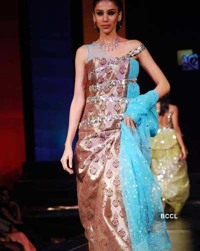 Celina walks for Archana Kochchar