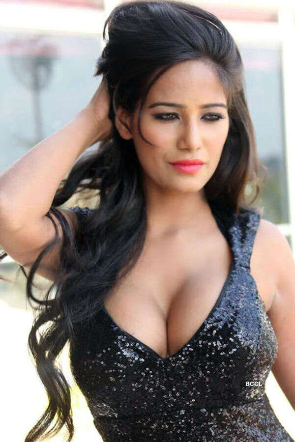 Poonam Pandey's sexy photos