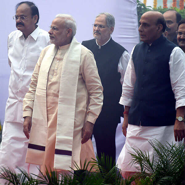 PM Modi pays tribute to Sardar Patel