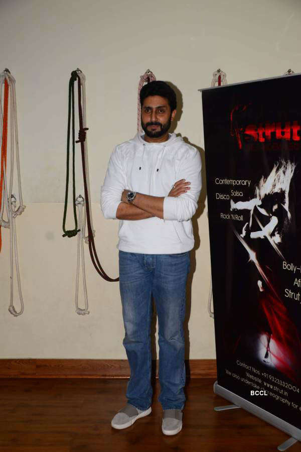 Abhishek Bachchan @ the Strut Dancemakers Master Class