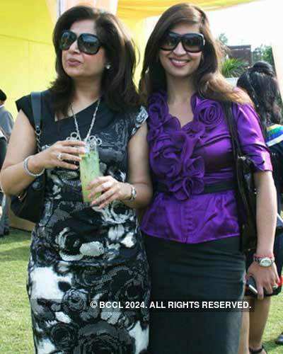 JK & Sarita Jain's party
