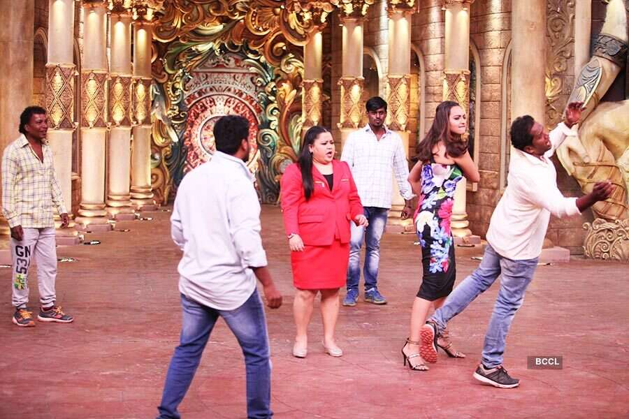Comedy Nights Bachao: On the sets