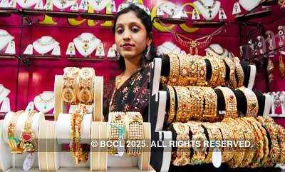 Exhibition: 'Sonar Sansar'