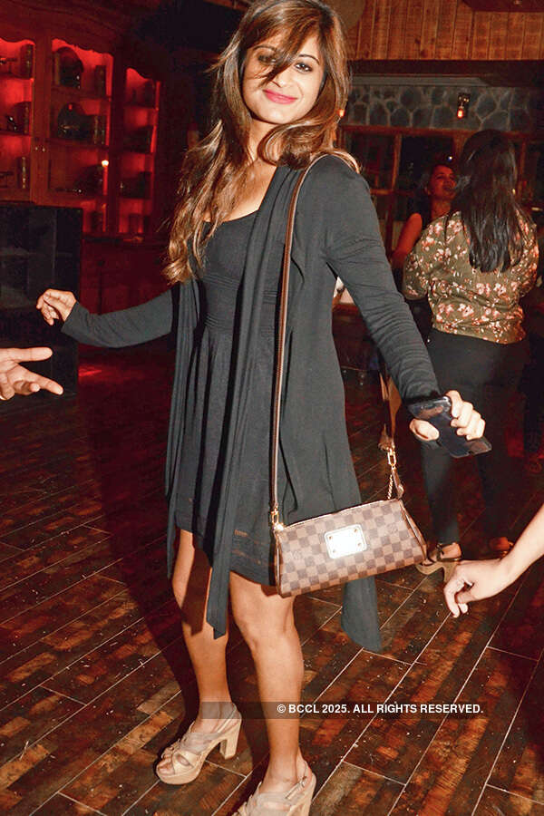 DJ party @ 3 Pegs Down