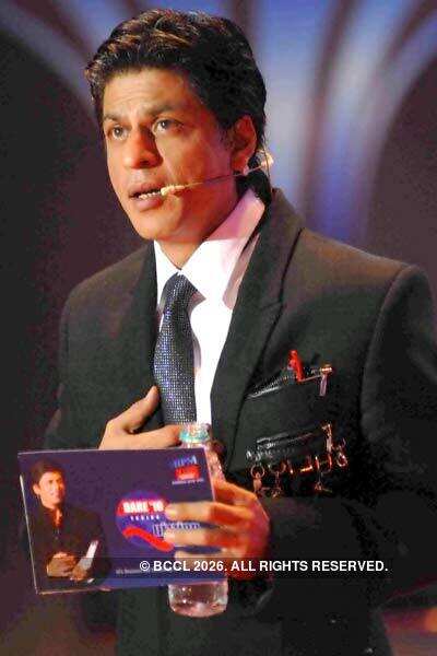 SRK at IIPM quiz contest