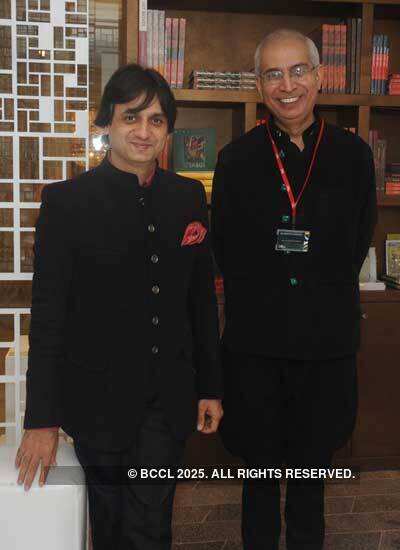 Delhi art gallery opening