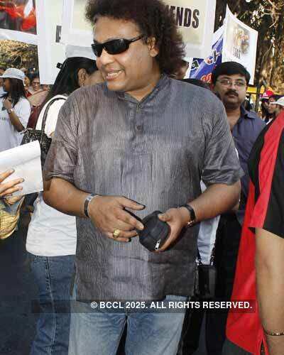 Tanmoy Bose at Debasree Roy Foundation to join walk in support of 'KARUNA'  spreading awareness and care towards uncared animals of the city on  Victoria Memorial - Photogallery