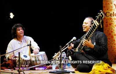 Ustad Zakir Hussain, Ustad Nishat Khan pics