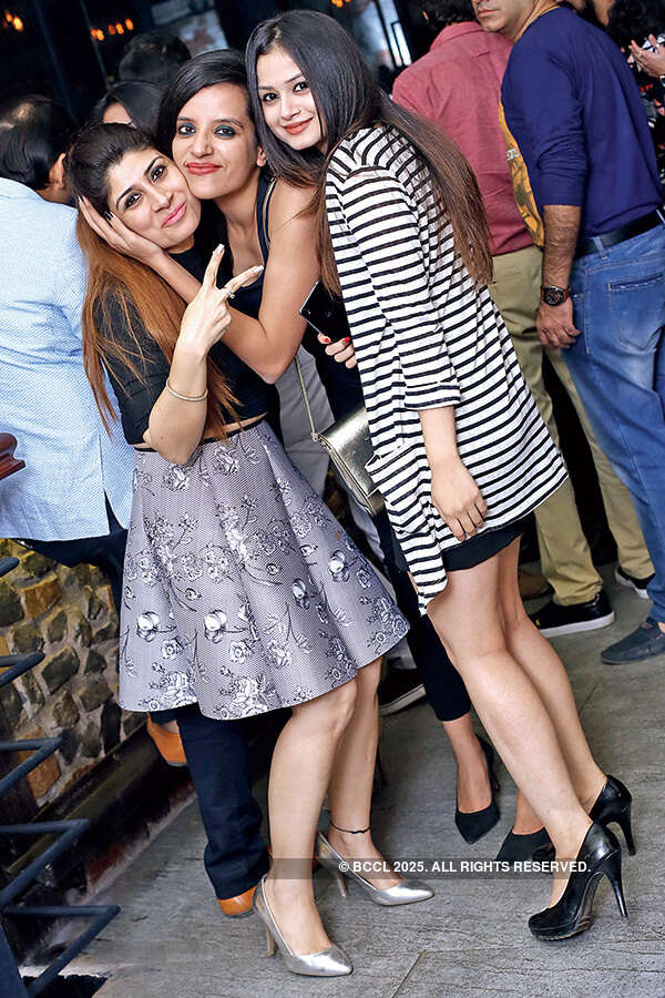 Party @ Tourist Janpath