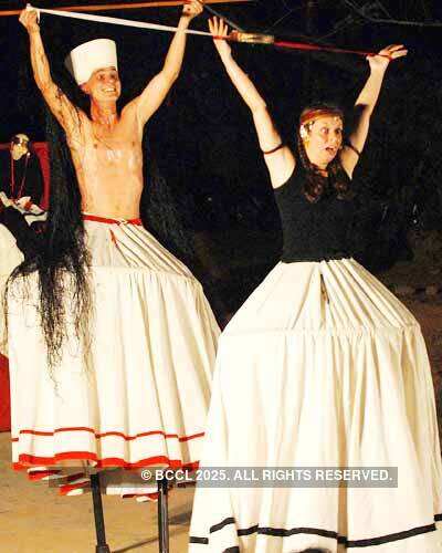 Swiss artists perform 