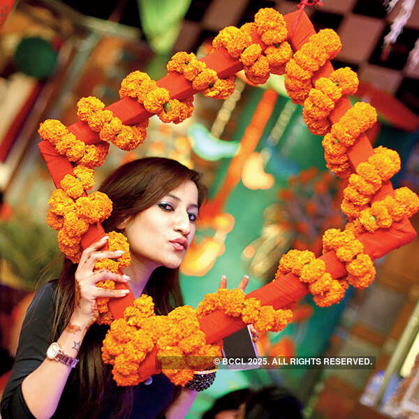 Surprise Party @ Take off Scarlett