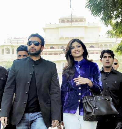 Shilpa visits City Palace