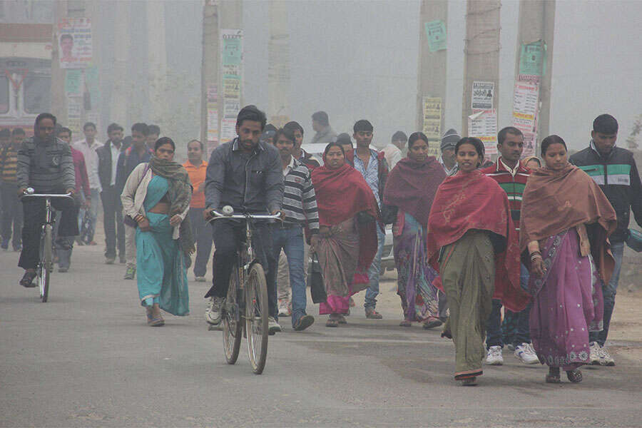 Dense fog, unexpected chill greet northern India