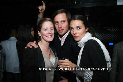 Food & Sheesha lounge launch