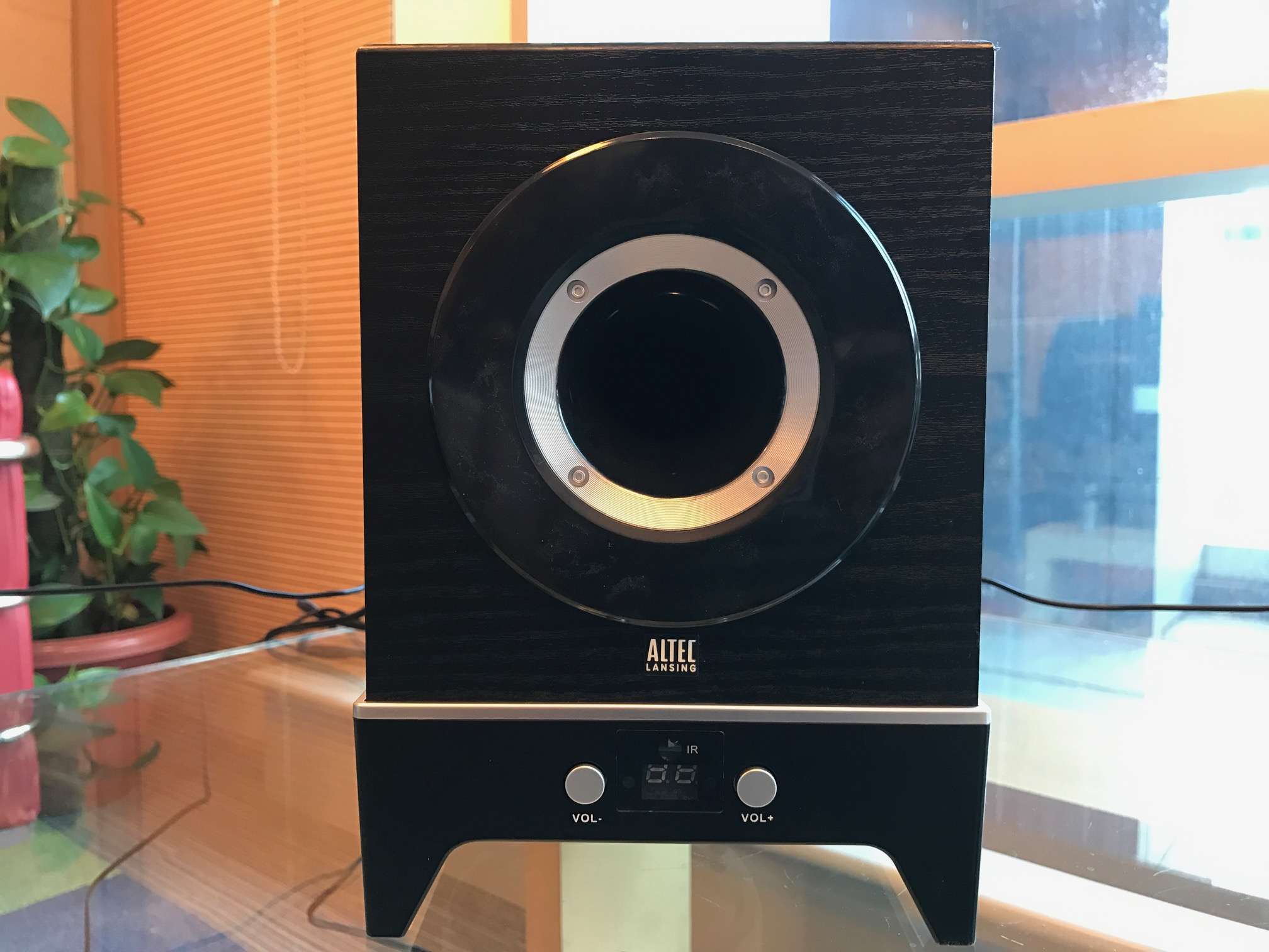 altec lansing claw bt