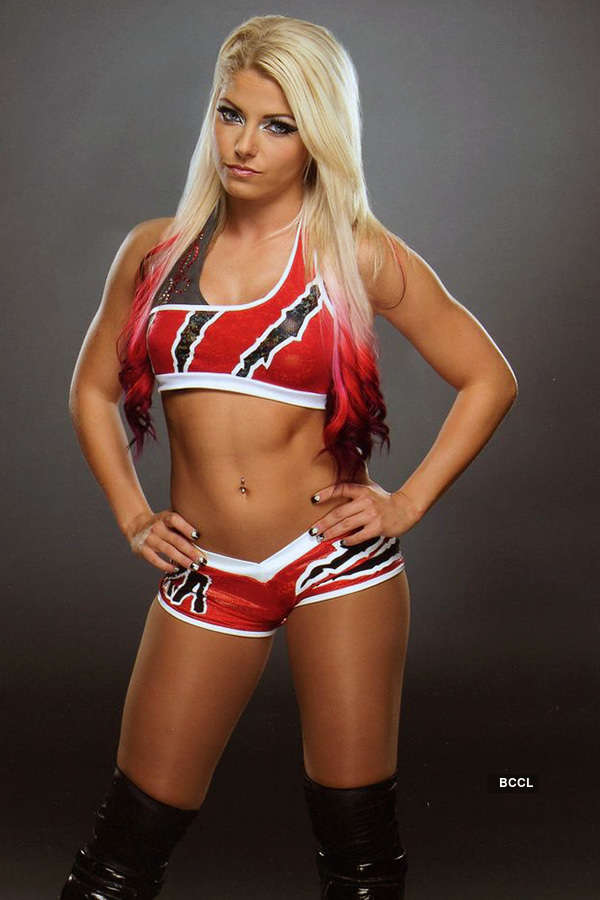 Hottest wwe diva pictures