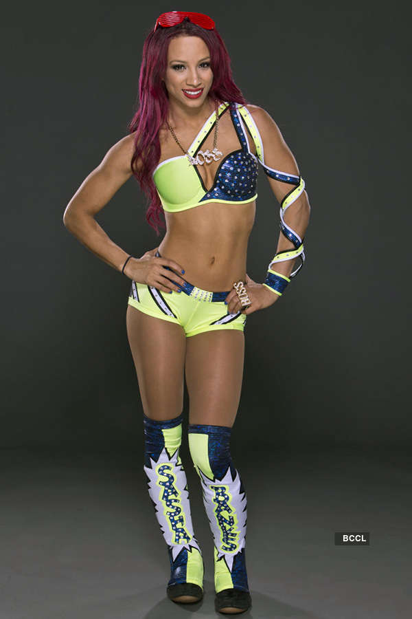 Hot wwe diva pictures