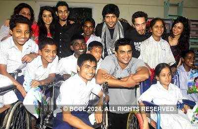 'Teen Patti' cast with crippled students