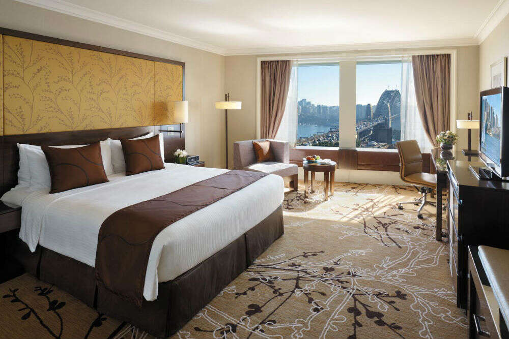 Shangri-La Hotel