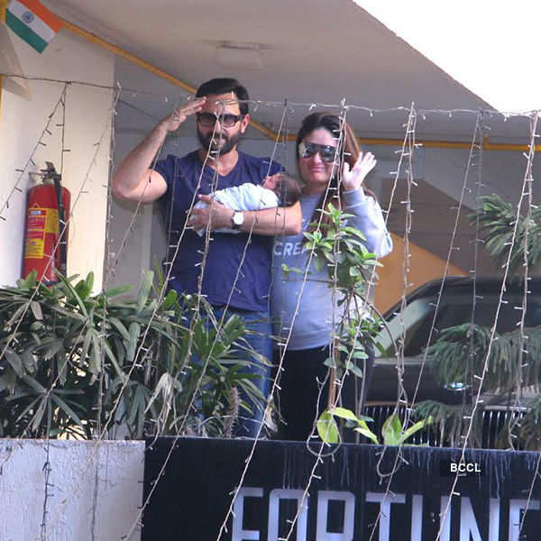 Kareena-Saif blessed with a baby boy