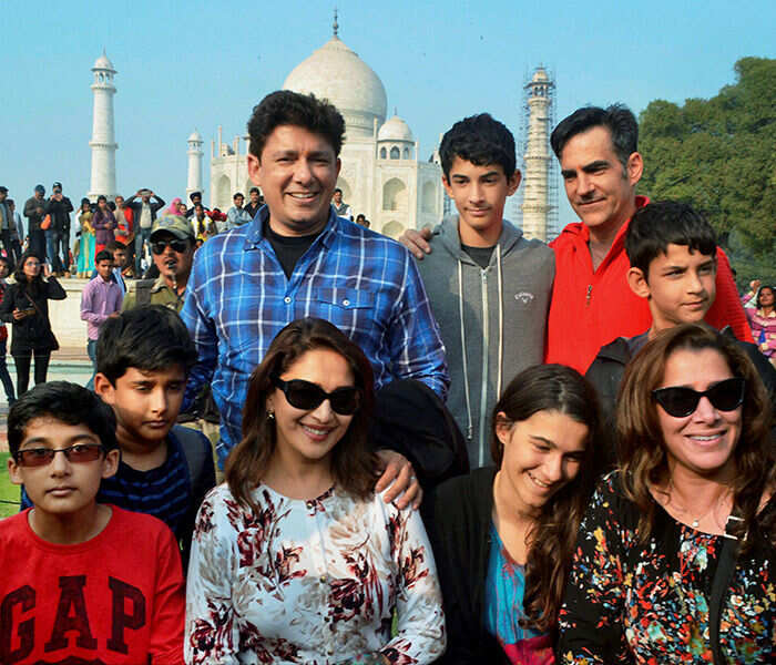 Celebs visit 'Taj Mahal'
