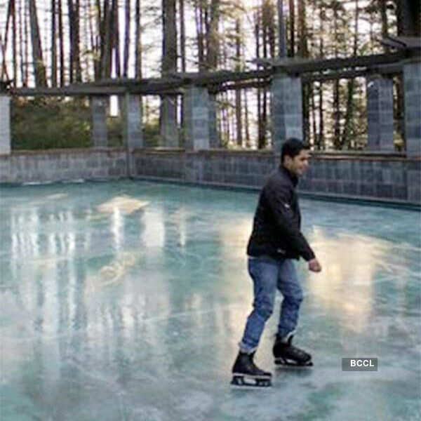 Ice skating begins in Asia's oldest rink