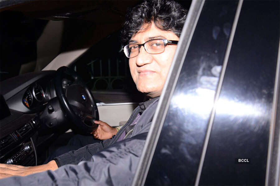 Aamir, Kiran celebrate wedding anniversary