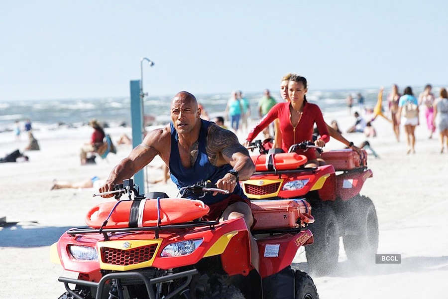 Priyanka Chopra stuns as Victoria Leeds in Baywatch’s new poster!