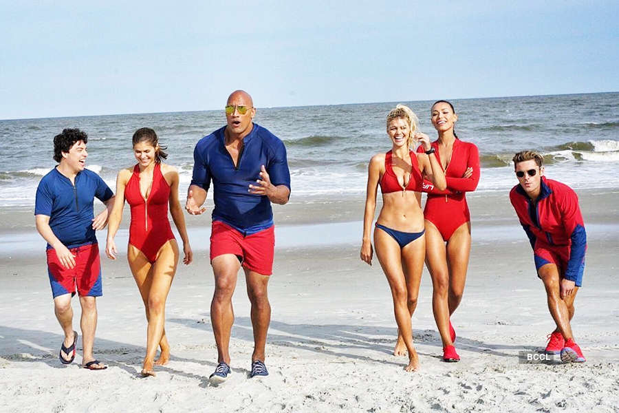 Priyanka Chopra stuns as Victoria Leeds in Baywatch’s new poster!