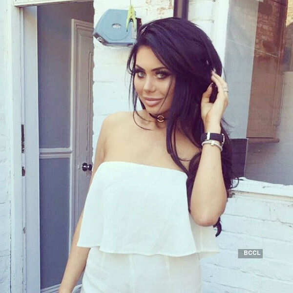 Actress slammed for taking photos with ailing grandma