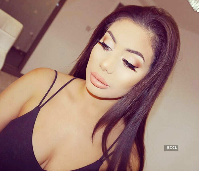 Actress slammed for taking photos with ailing grandma