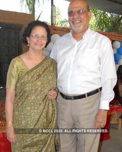 Dilnavaz and Edul Bhagwagar during Dr Shantanu and Dr Rajasi Sengupta's ...