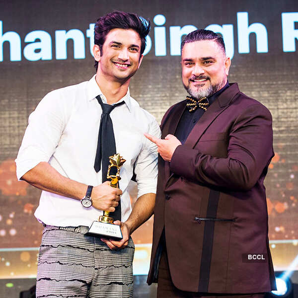 Sushant Singh Rajput lives his SRK-fan moment!