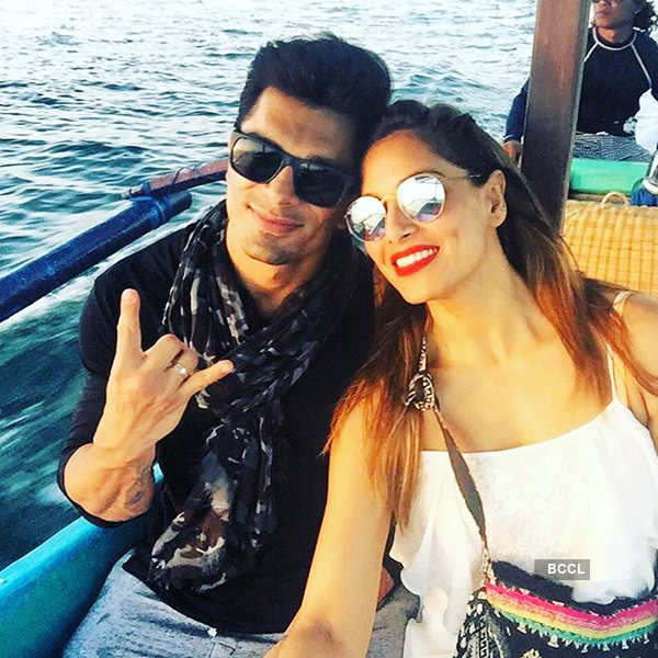 Bipasha Basu celebrates B'day with Karan