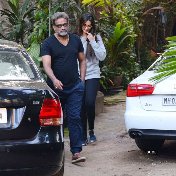 Sonam Kapoor snapped with Director R. Balki