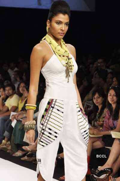 Diandra Soares walks the runway to showcase a creation by designer ...