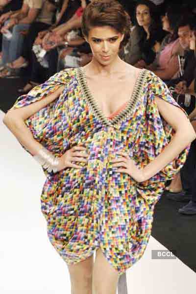 LFW '10: Manish Malhotra