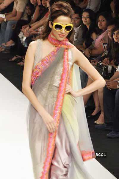 LFW '10: Manish Malhotra