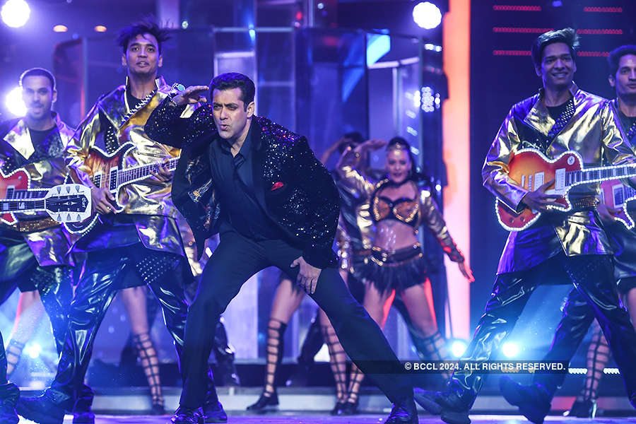 62nd Jio Filmfare Awards: Performances